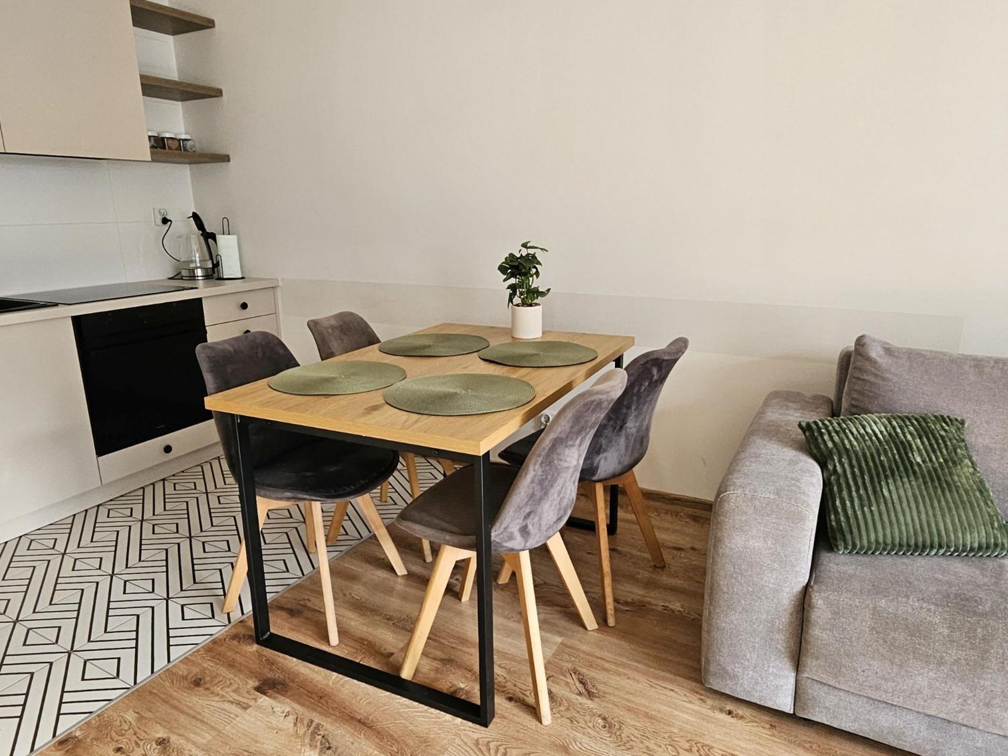 Apartment Urban Jungle Wenus